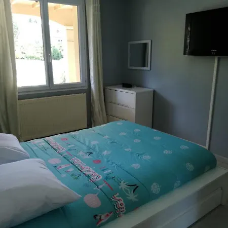 Maison Avec Piscine Privee A En Perigord *
