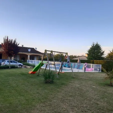 Maison Avec Piscine Privee A En Perigord Holiday home